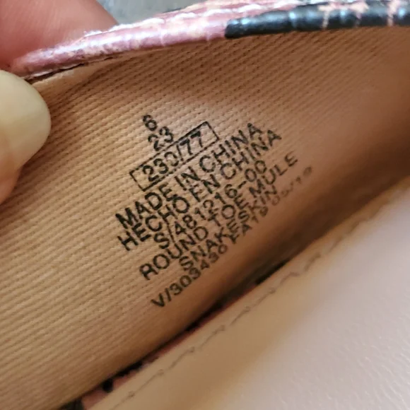 Snake print slip-on shoes - Picture 4 of 7